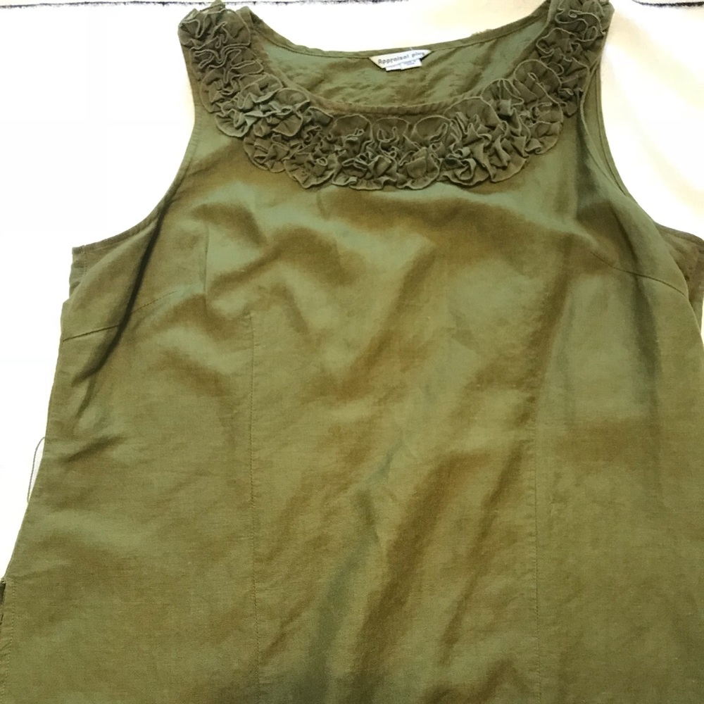 Sleeveless Linen Camisole Top